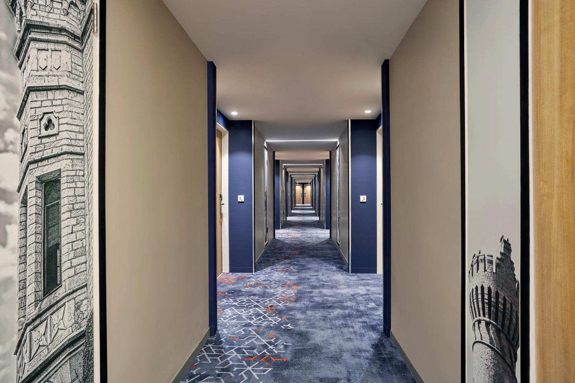 Holiday Inn Express Bengaluru Bommasandra By Ihg Kammasandra Экстерьер фото