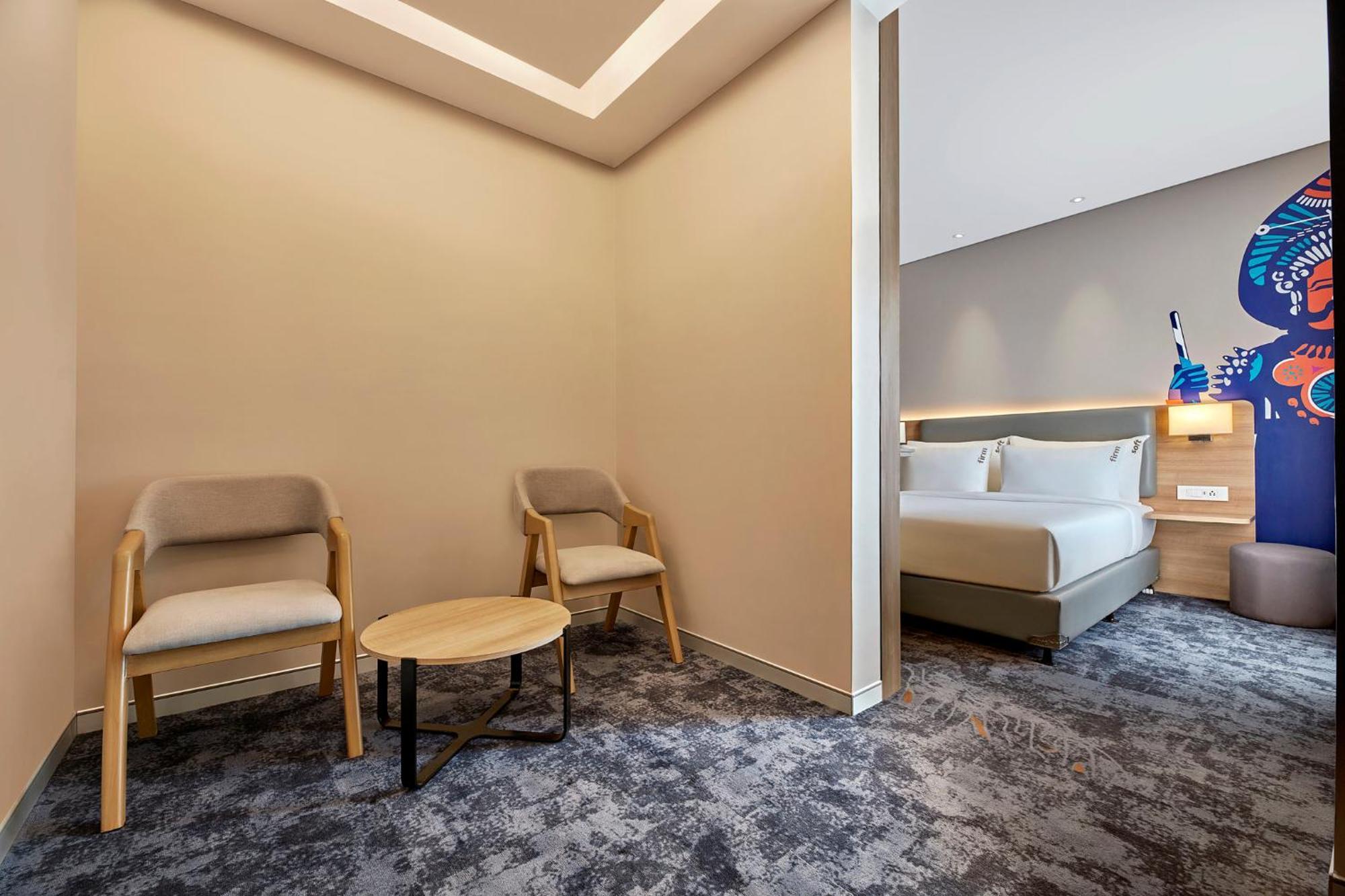 Holiday Inn Express Bengaluru Bommasandra By Ihg Kammasandra Экстерьер фото